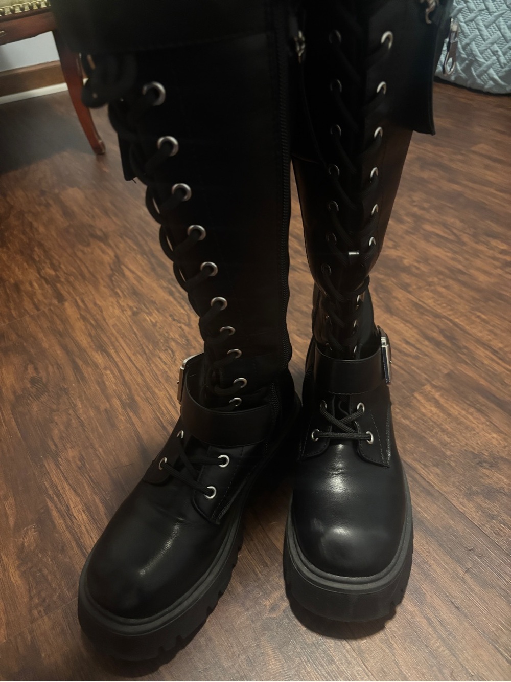 Chunky Combat Moto Boots size 7 EUC Dream Pairs